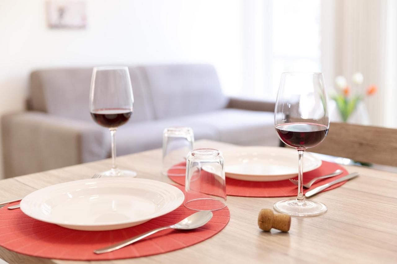 New! Milano - Flowers Home Cusano Milanino ภายนอก รูปภาพ